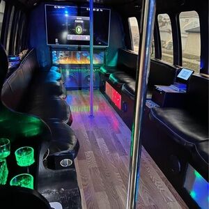 Meet your Posher, Lee